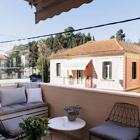 A Luxury Retreat In Corfu Town By Konnect, One-bedroom Lejlighed